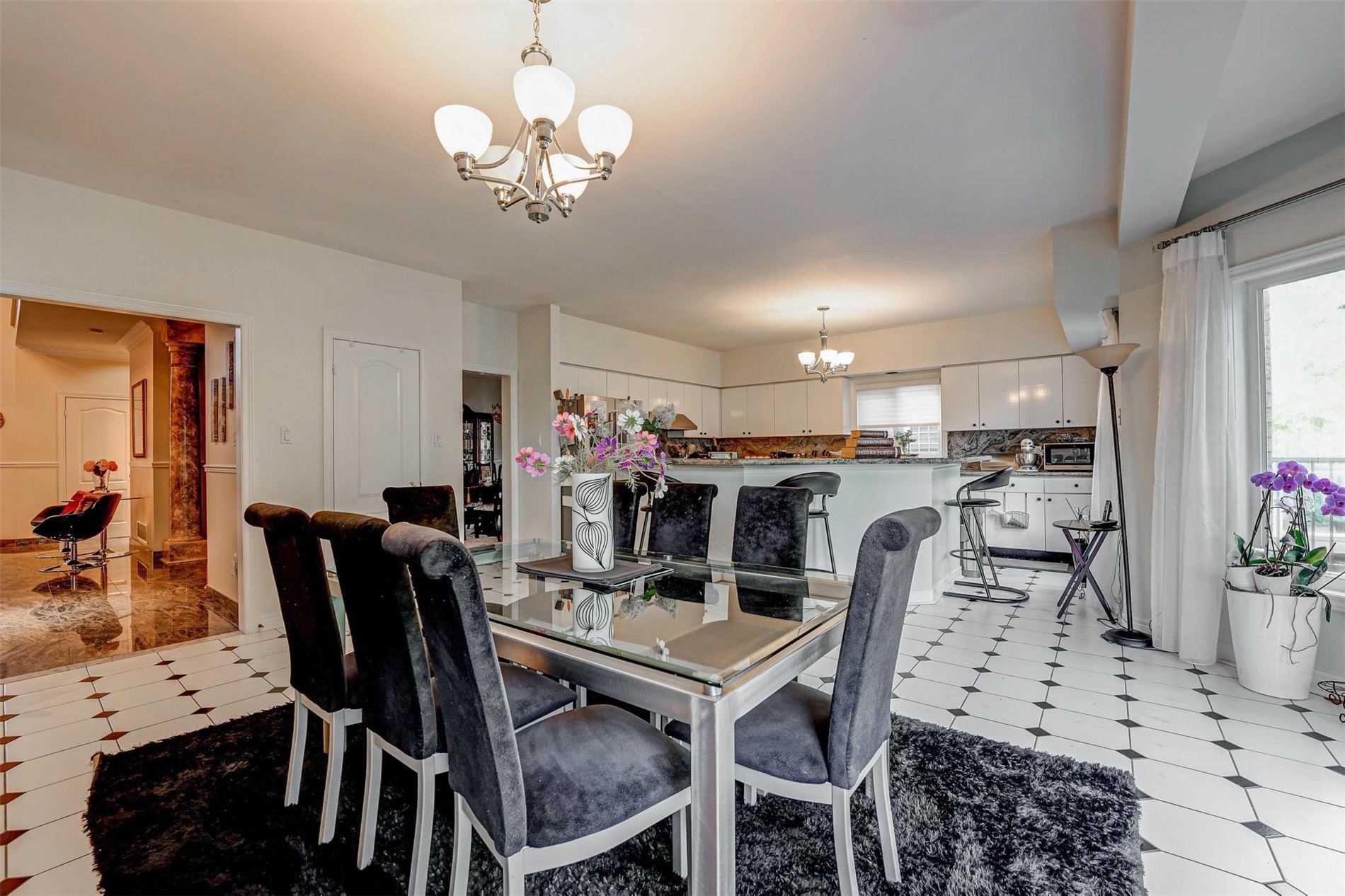 2166 Erin Centre Blvd