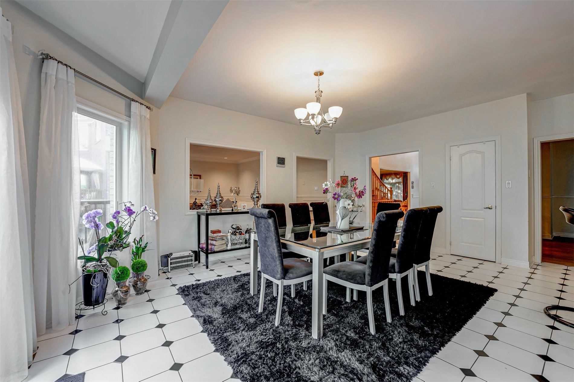 2166 Erin Centre Blvd
