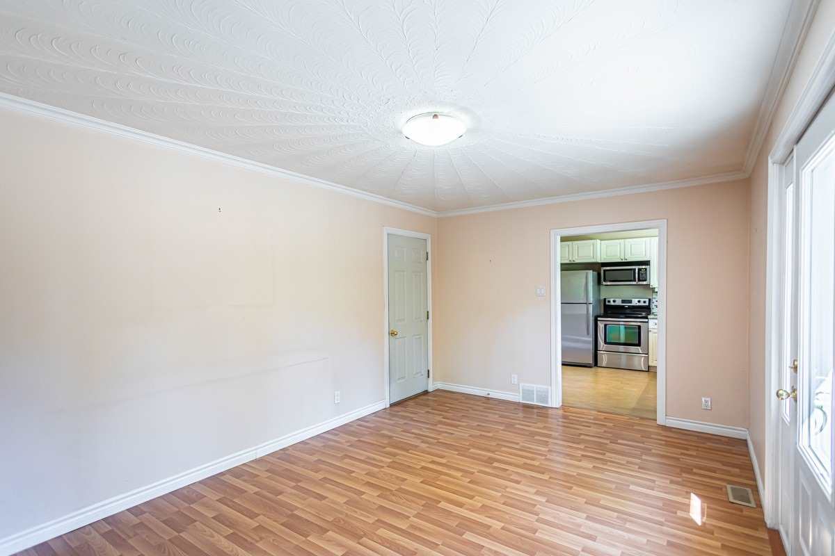 369 Swinburne Rd
