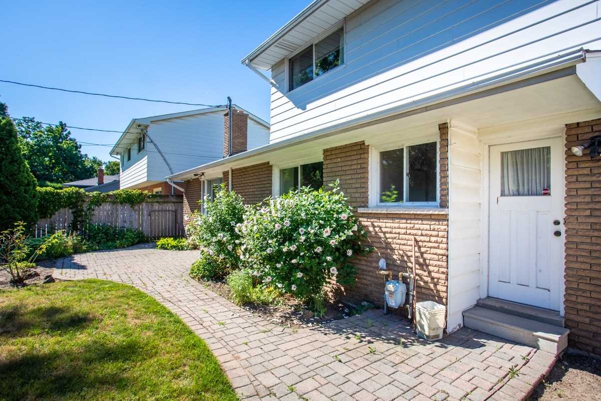 369 Swinburne Rd