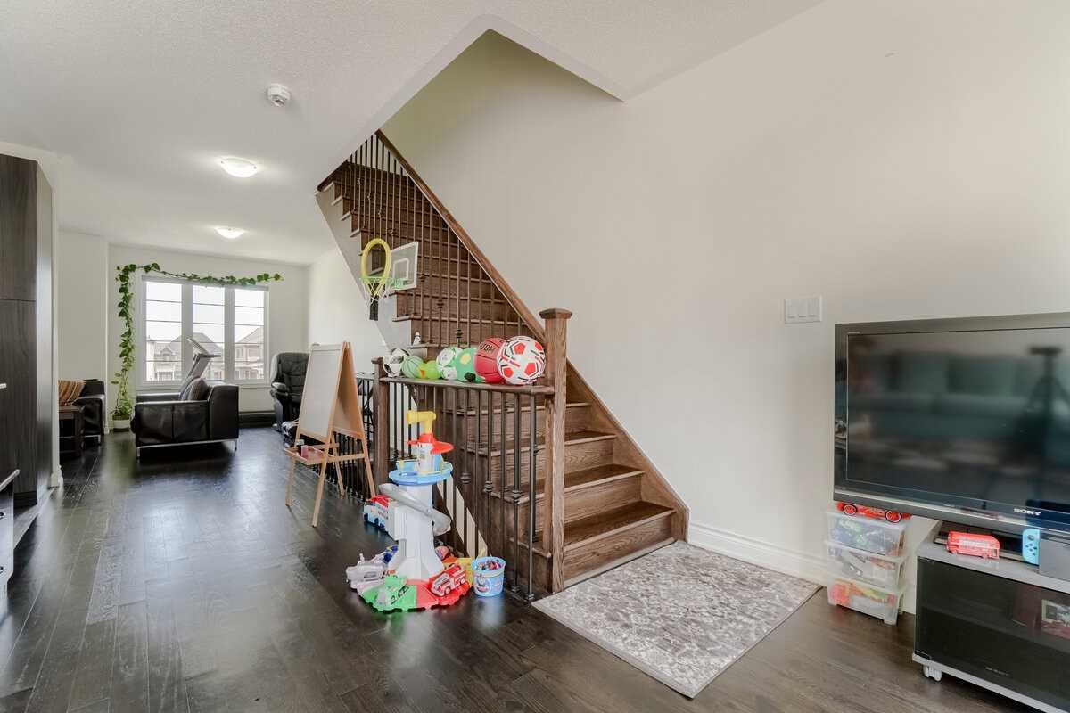 Listing W5733839 - Large Photo # 20