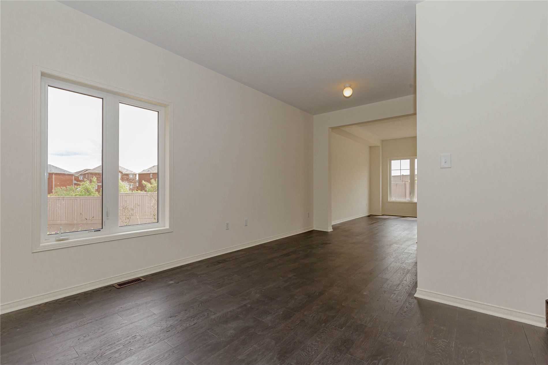 44 Cookview Dr
