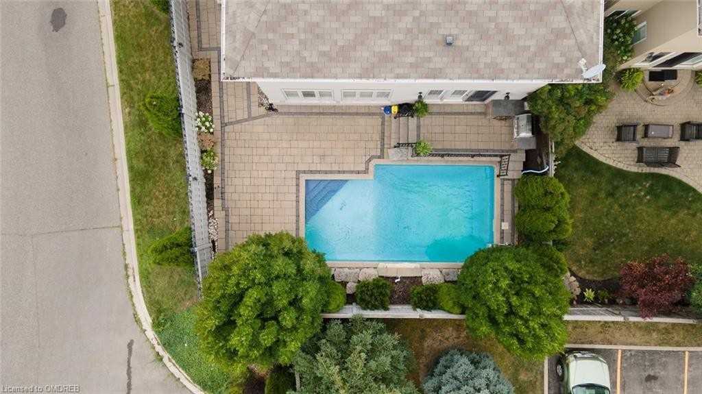 2500 Millstone Dr