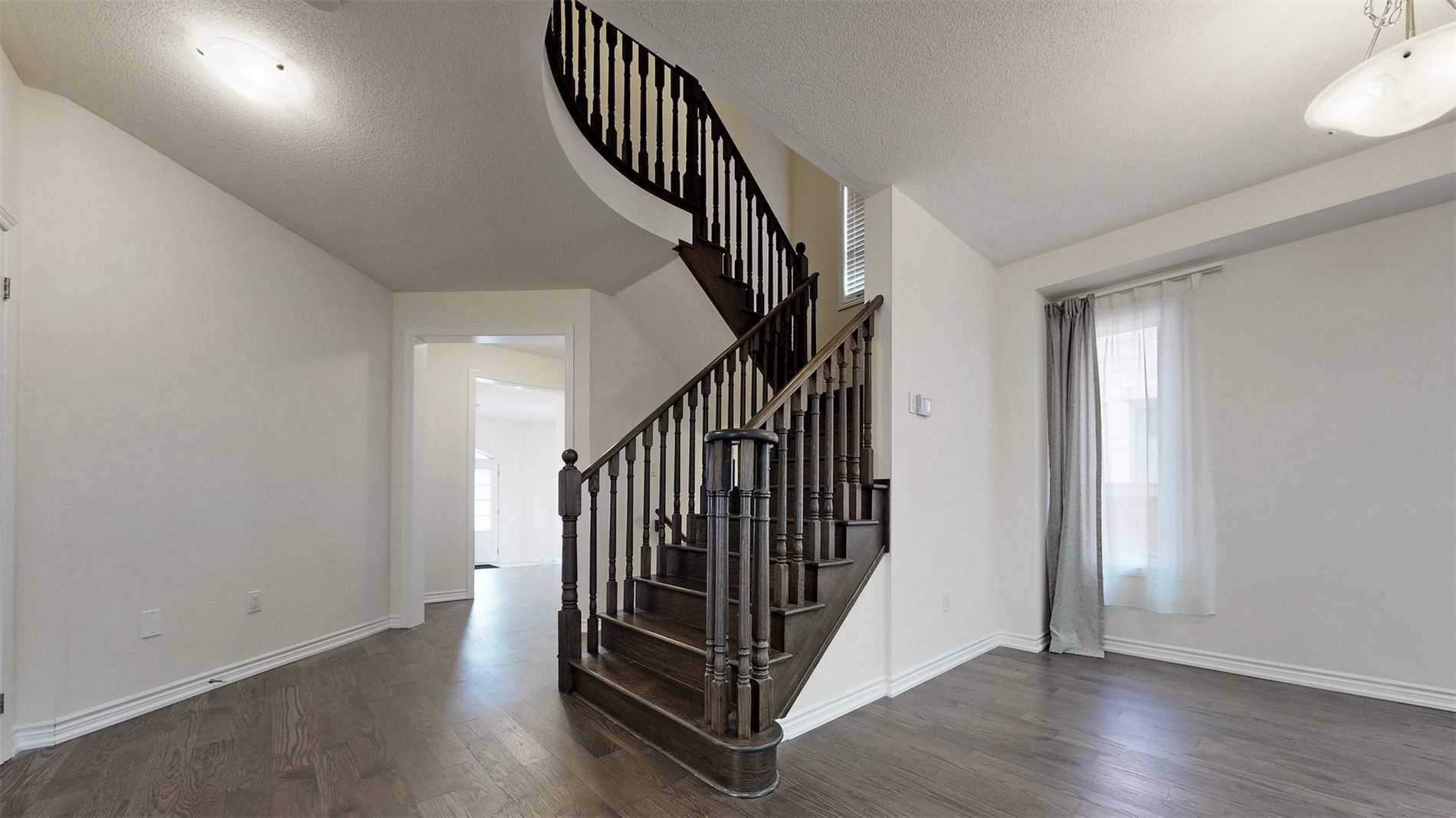 155 Upper Canada Crt