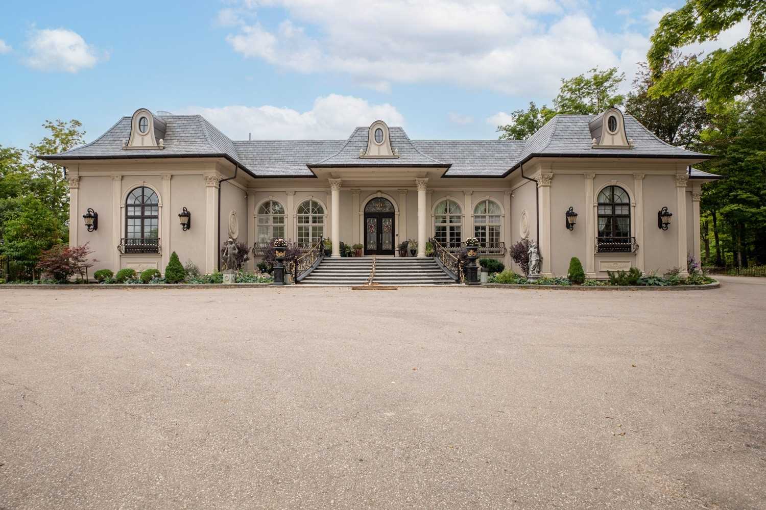 Listing W5737120 - Large Photo # 1