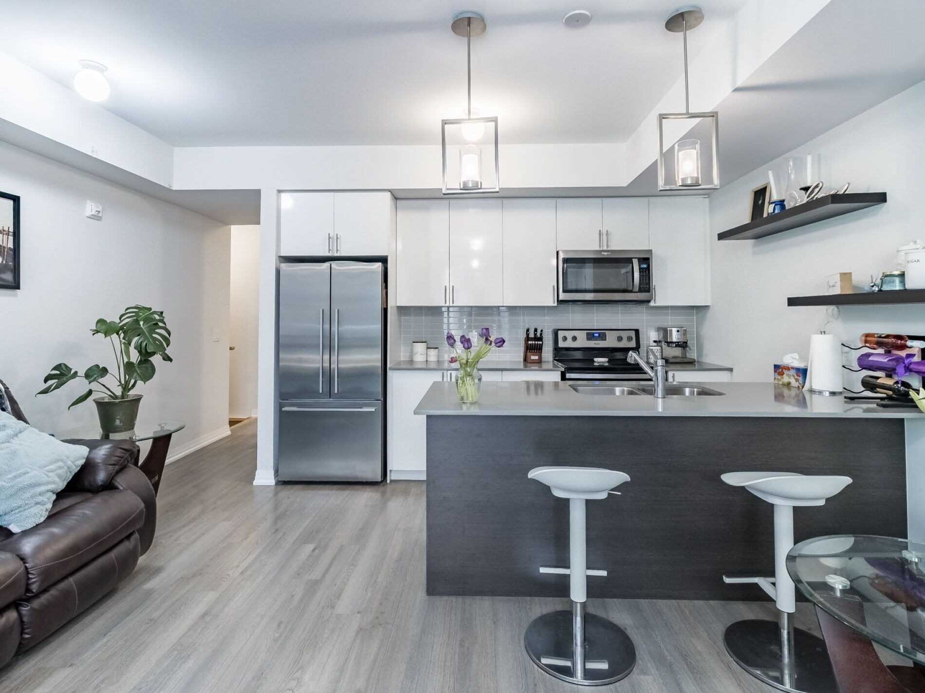 1206 Main St E, #110