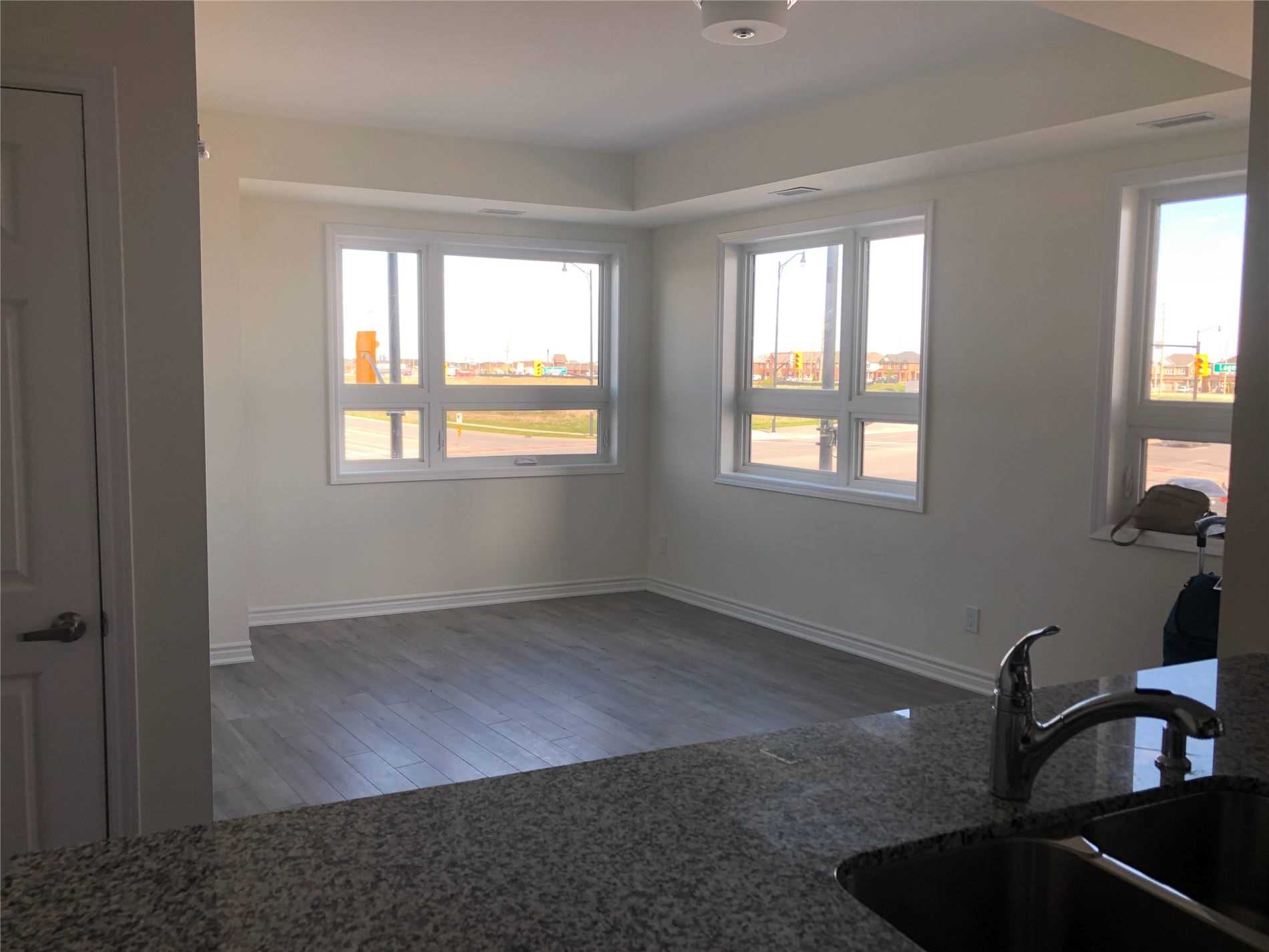 200 Lagerfeld Dr, #210