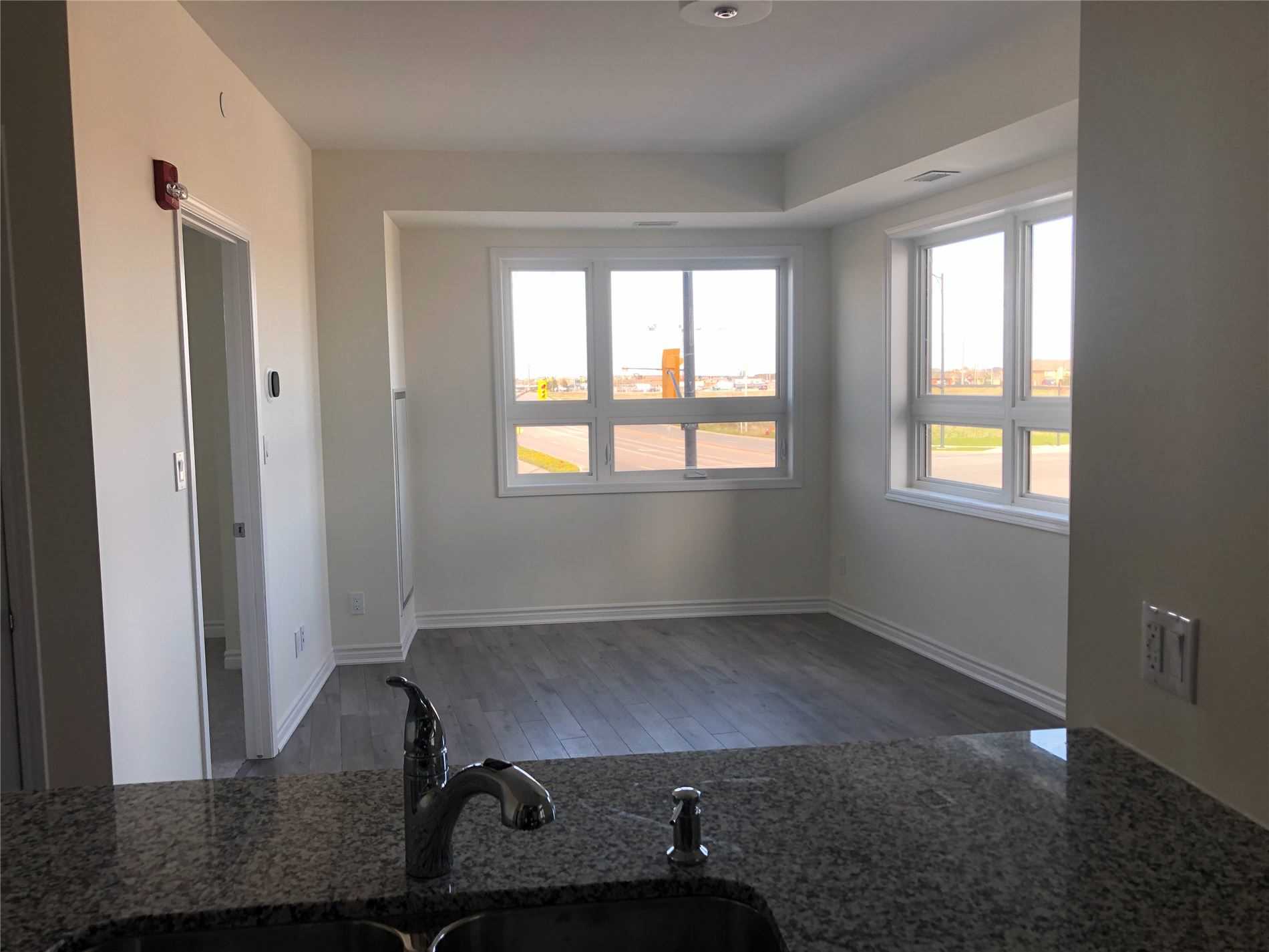 200 Lagerfeld Dr, #210