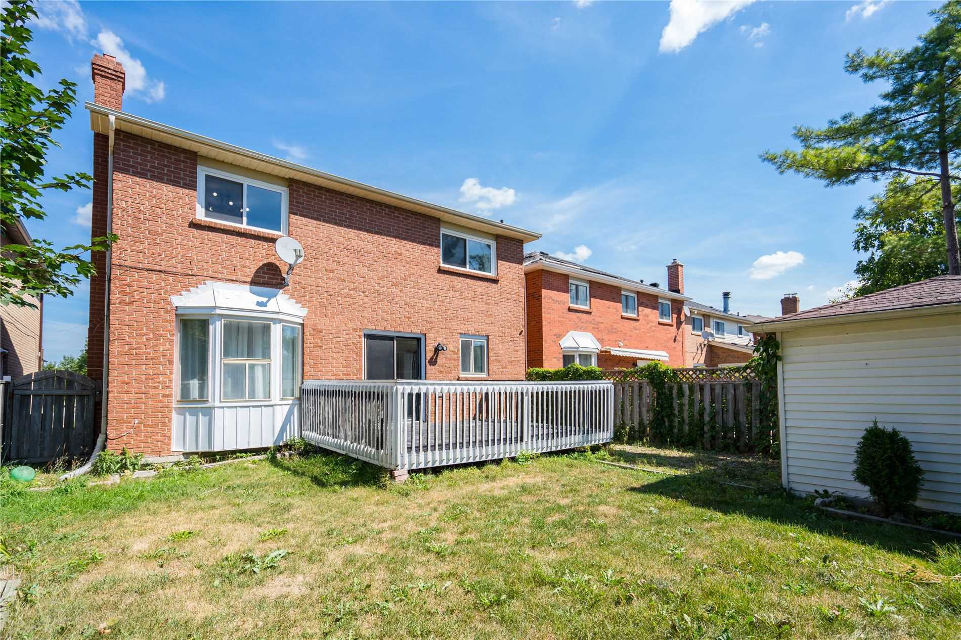 229 Vodden St W