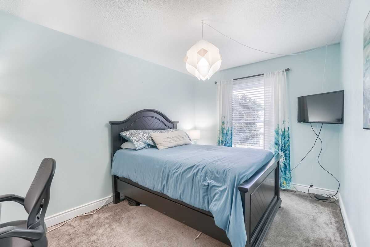 Listing W5737705 - Large Photo # 24