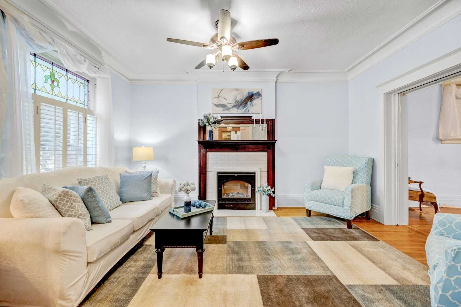 155 Grenadier Rd