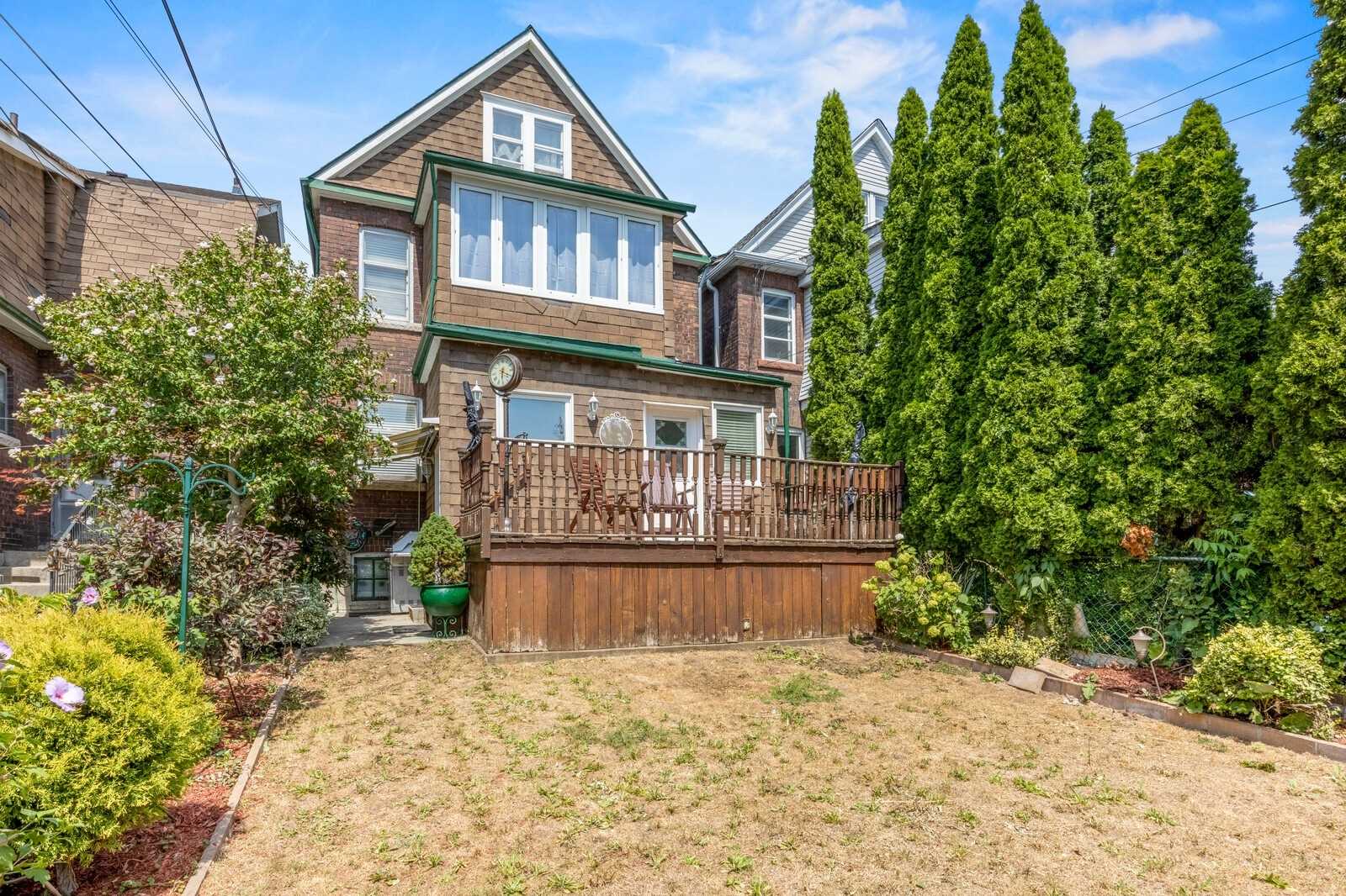 155 Grenadier Rd