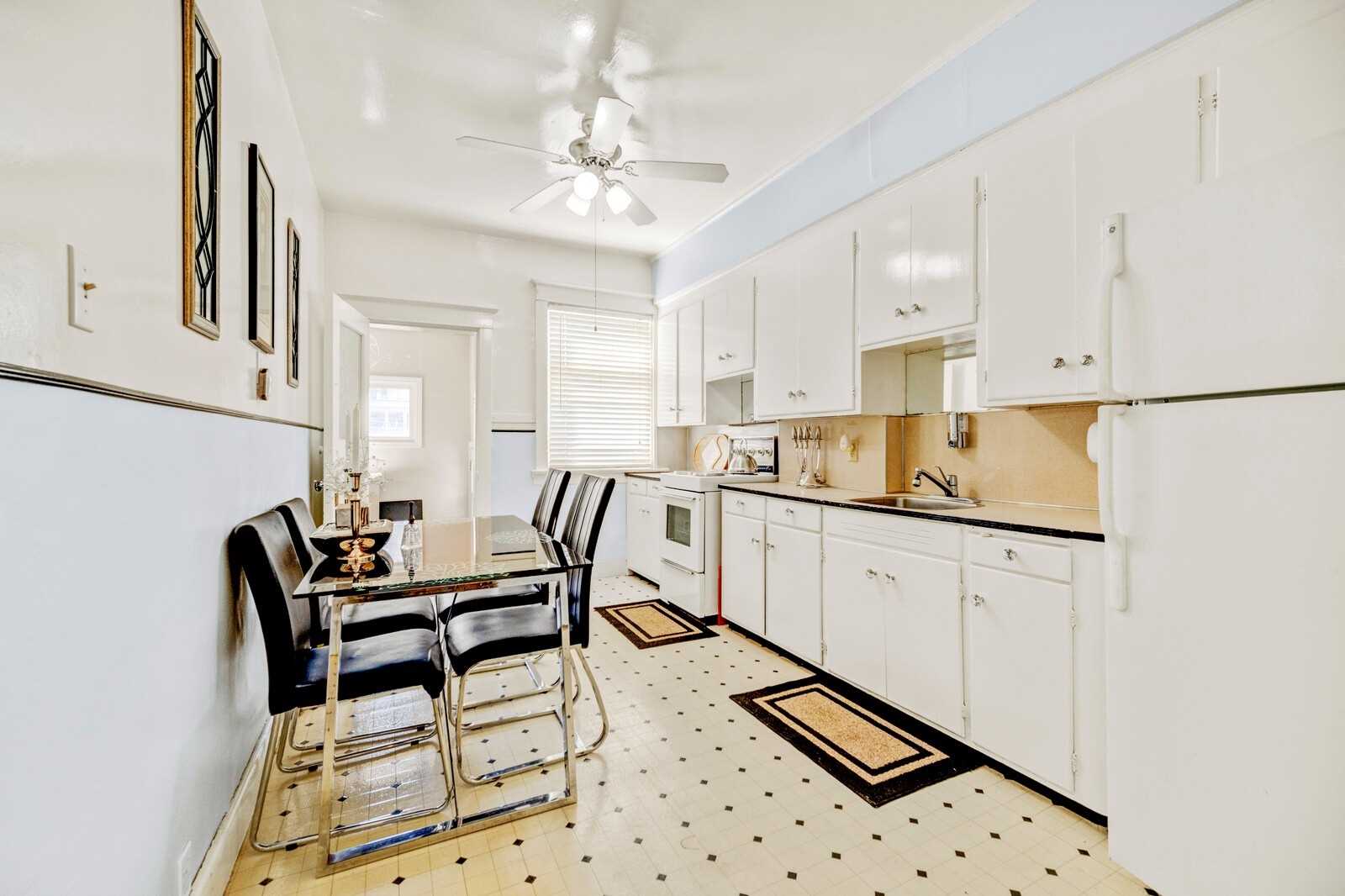 155 Grenadier Rd
