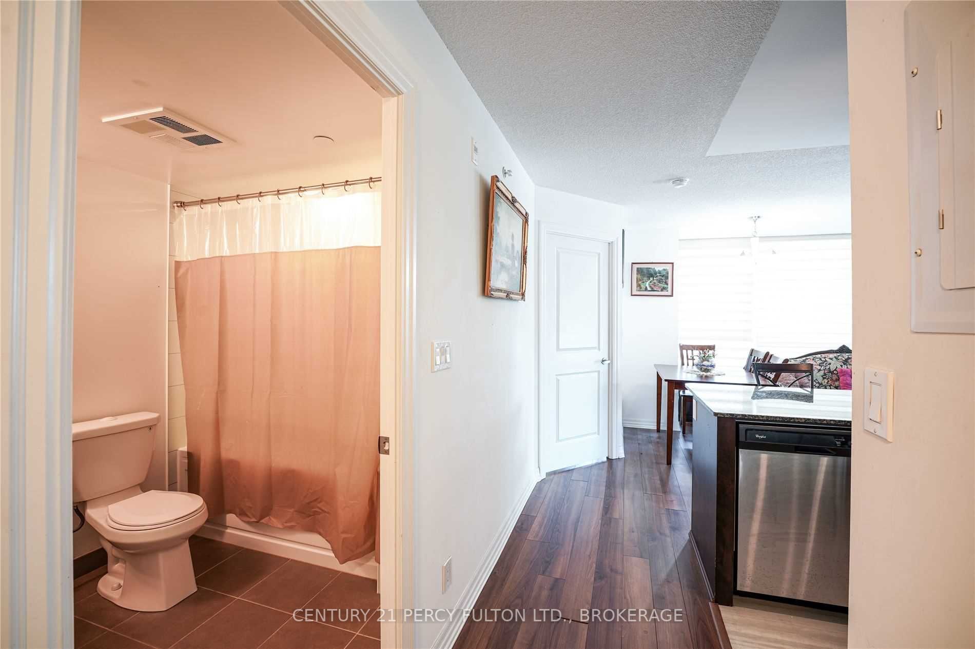 Listing W5738892 - Large Photo # 1