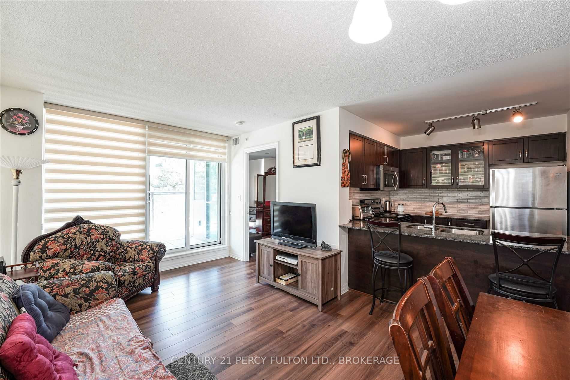 Listing W5738892 - Large Photo # 6