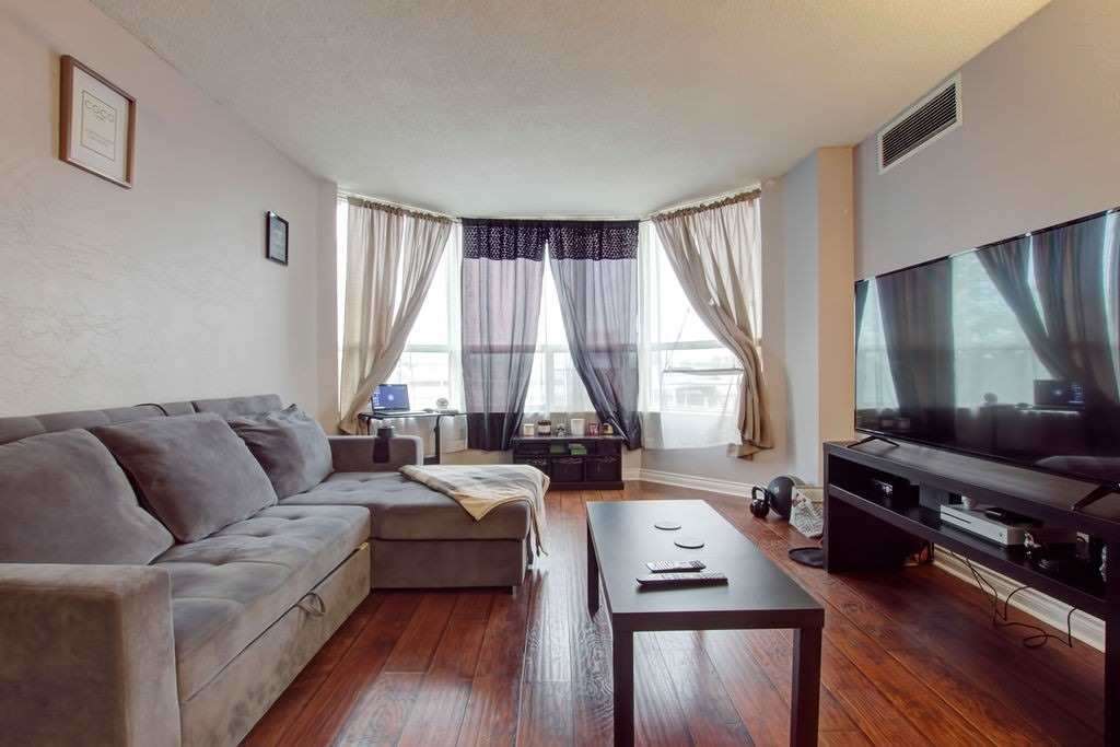 6 Humberline Dr, #310