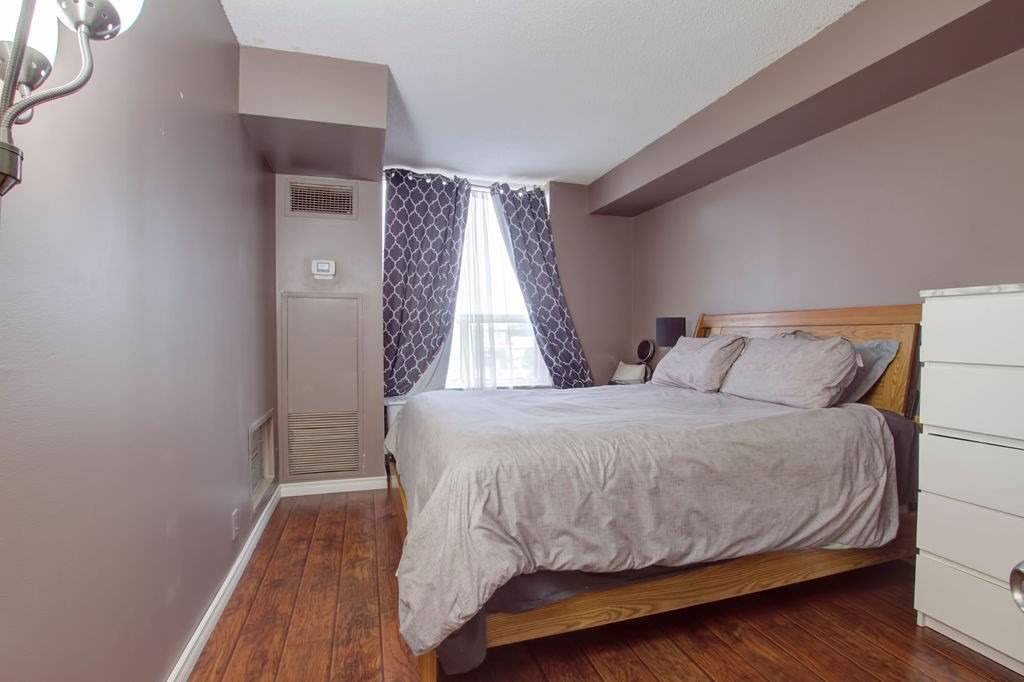 6 Humberline Dr, #310