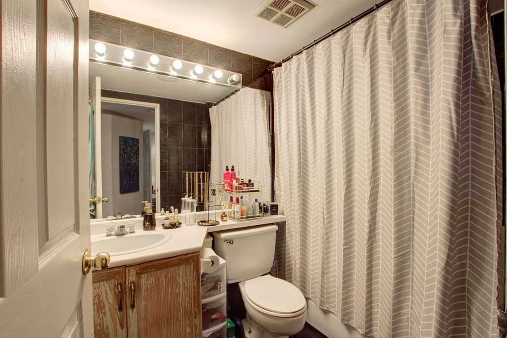 6 Humberline Dr, #310