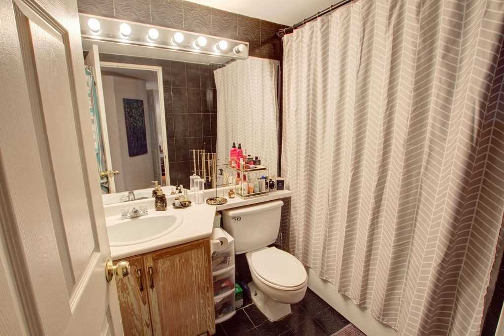 6 Humberline Dr, #310