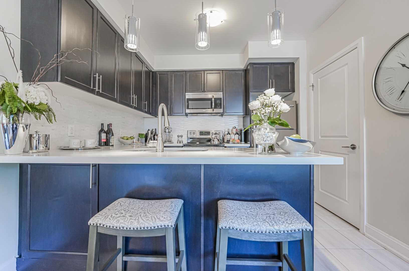 275 Roxton Rd, #203