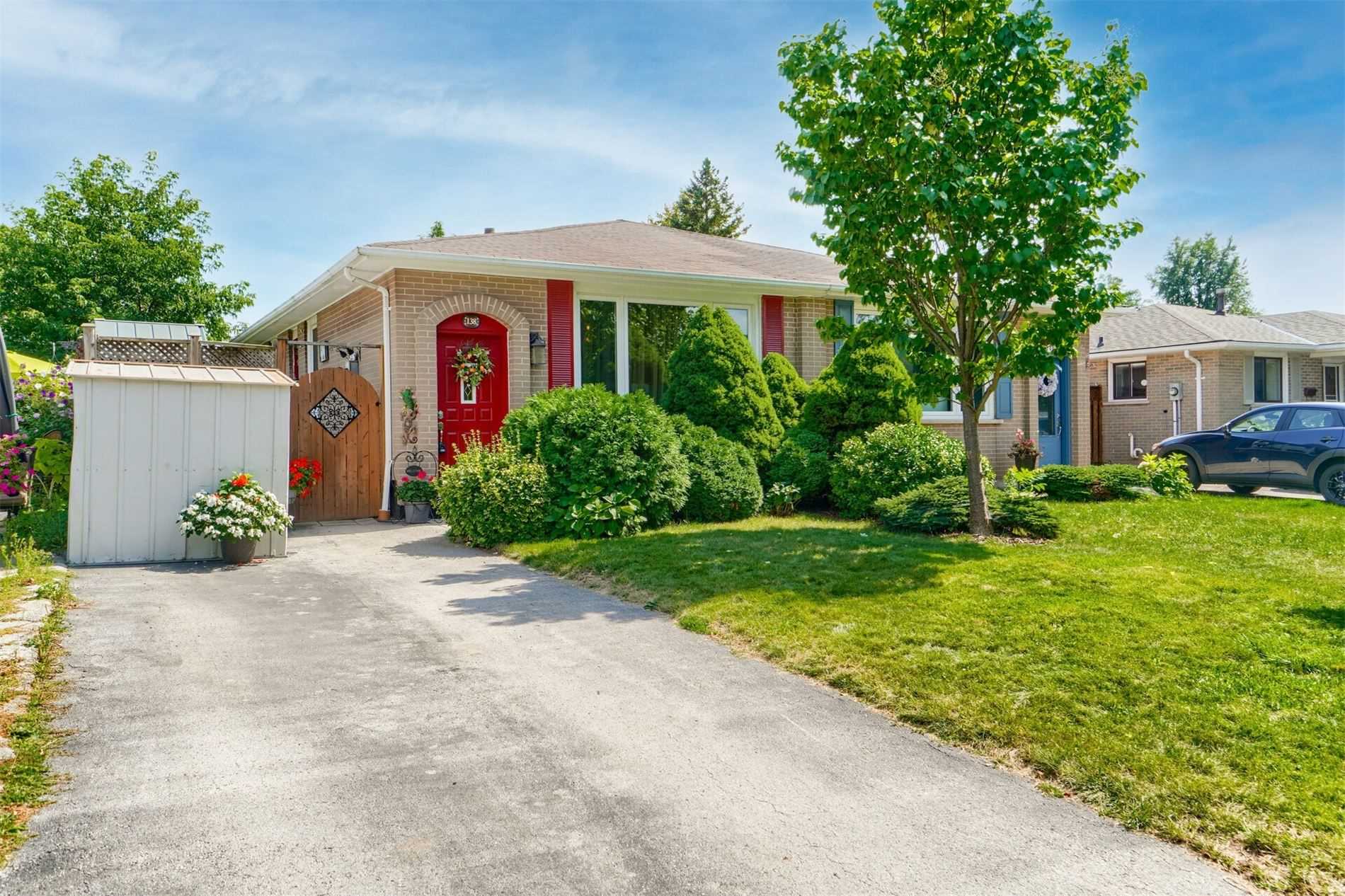 138 Oakdale Dr