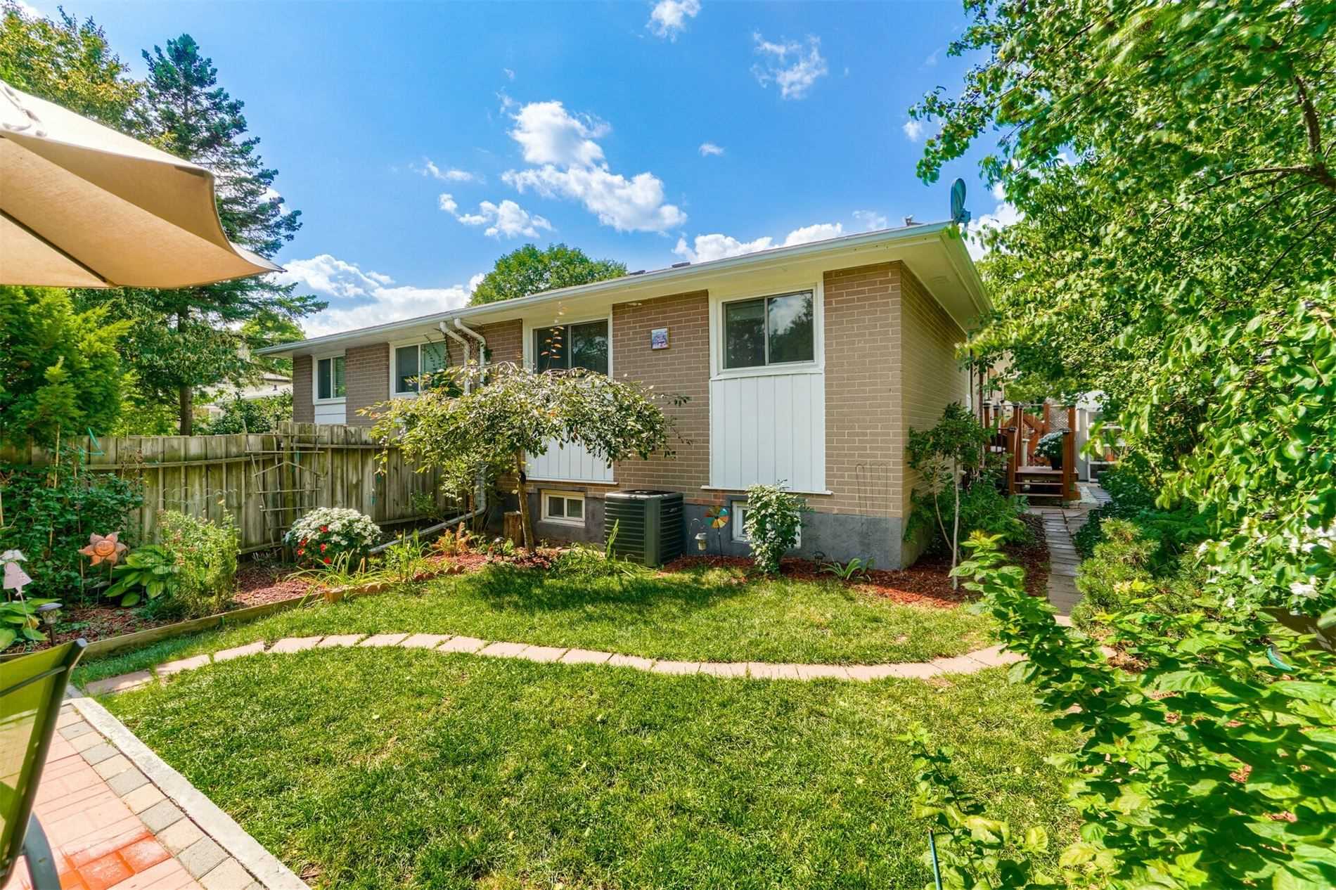 138 Oakdale Dr