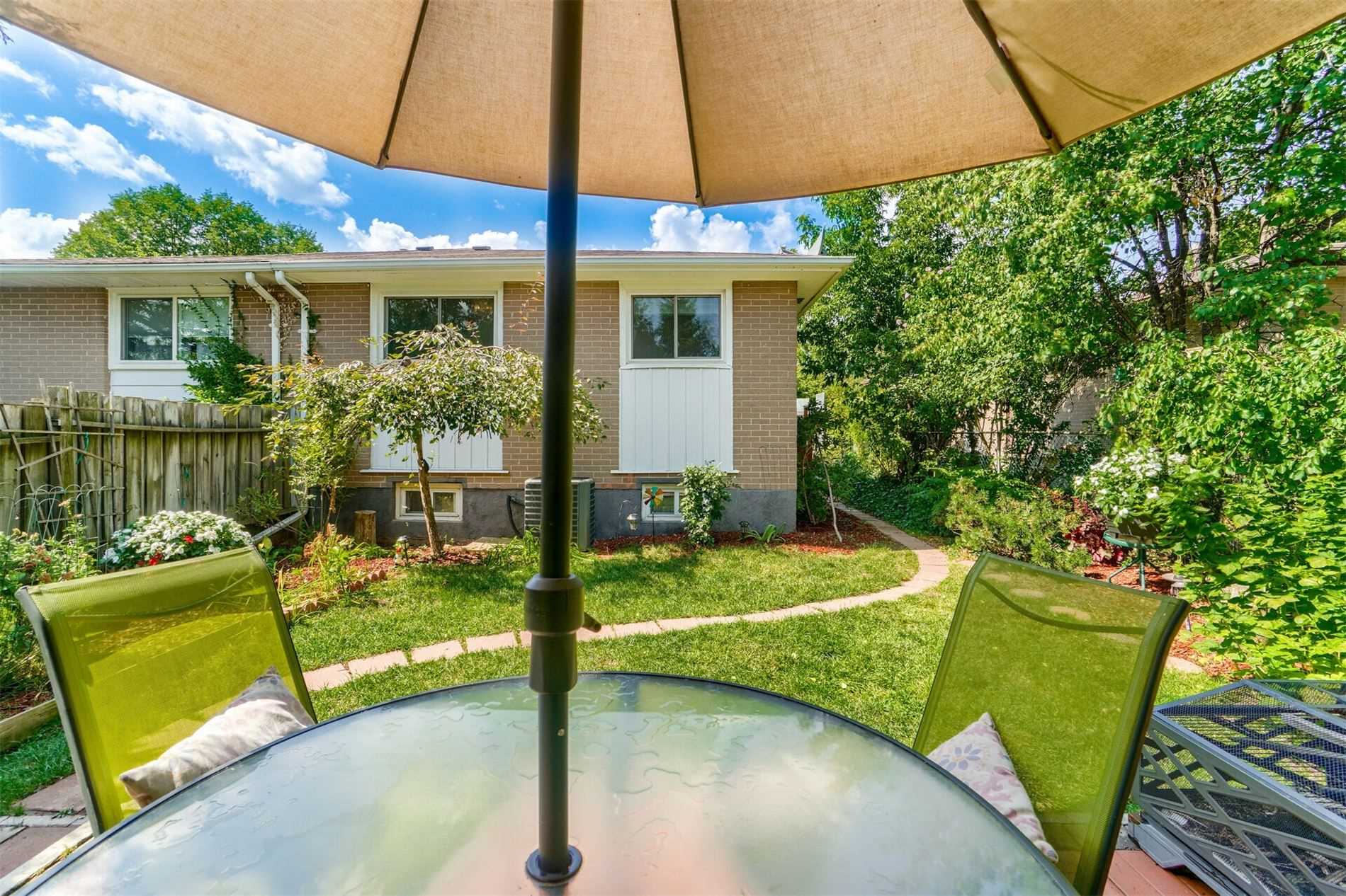 138 Oakdale Dr