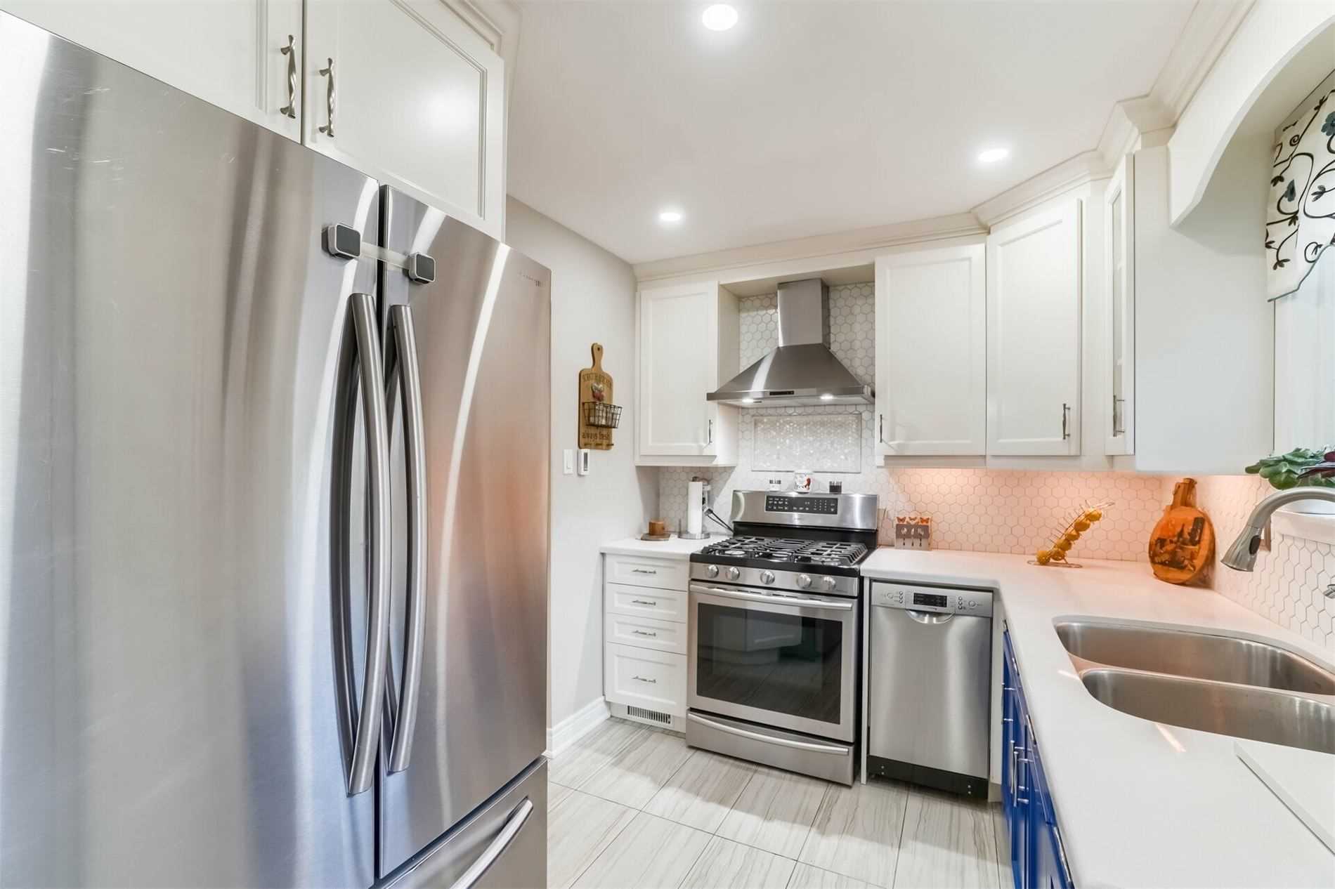 138 Oakdale Dr