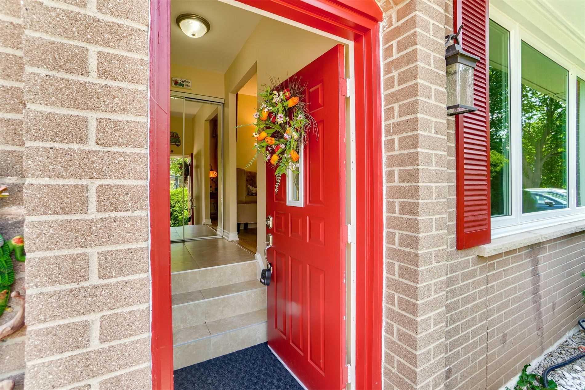 138 Oakdale Dr