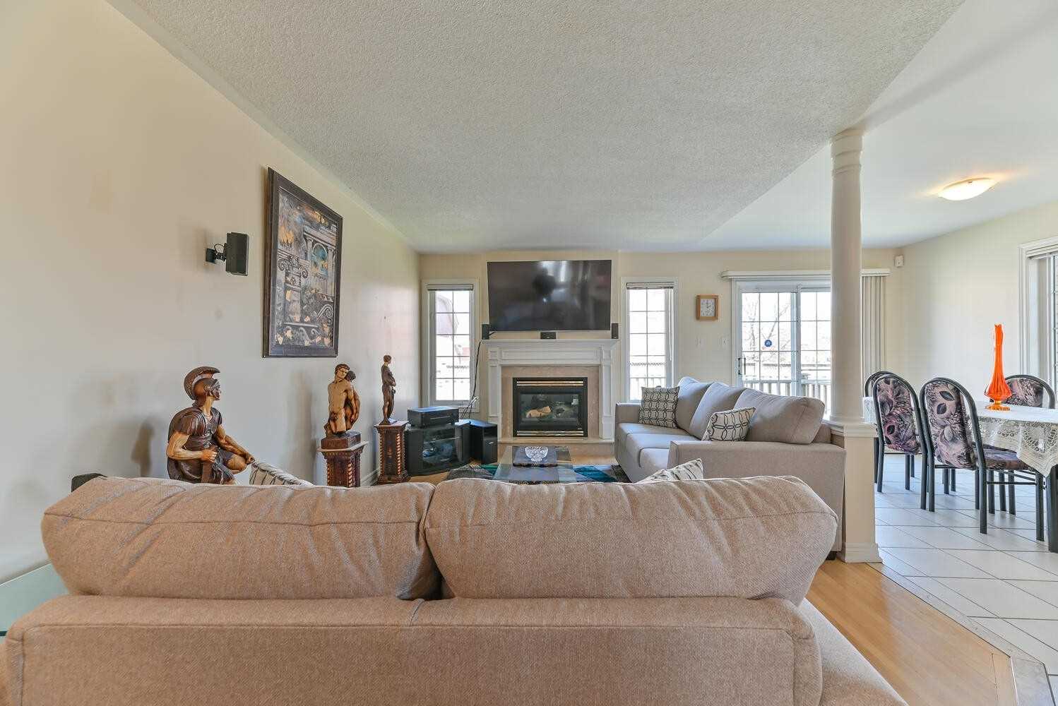 Listing W5744197 - Large Photo # 19