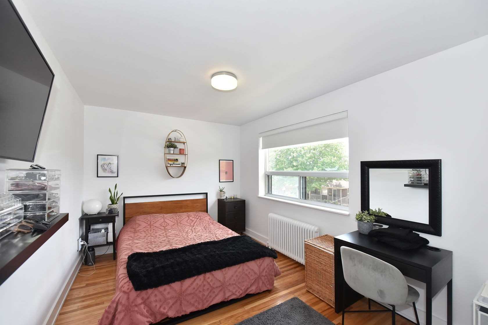 Listing W5744261 - Large Photo # 15
