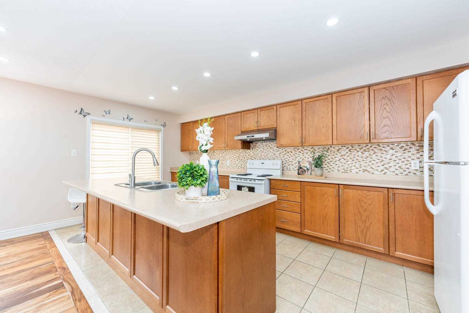 13 Peachill Crt