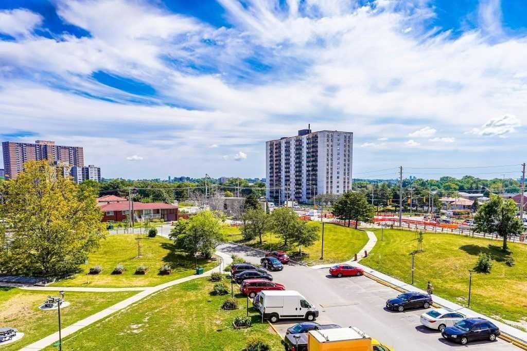 5 San Romano Way, #810