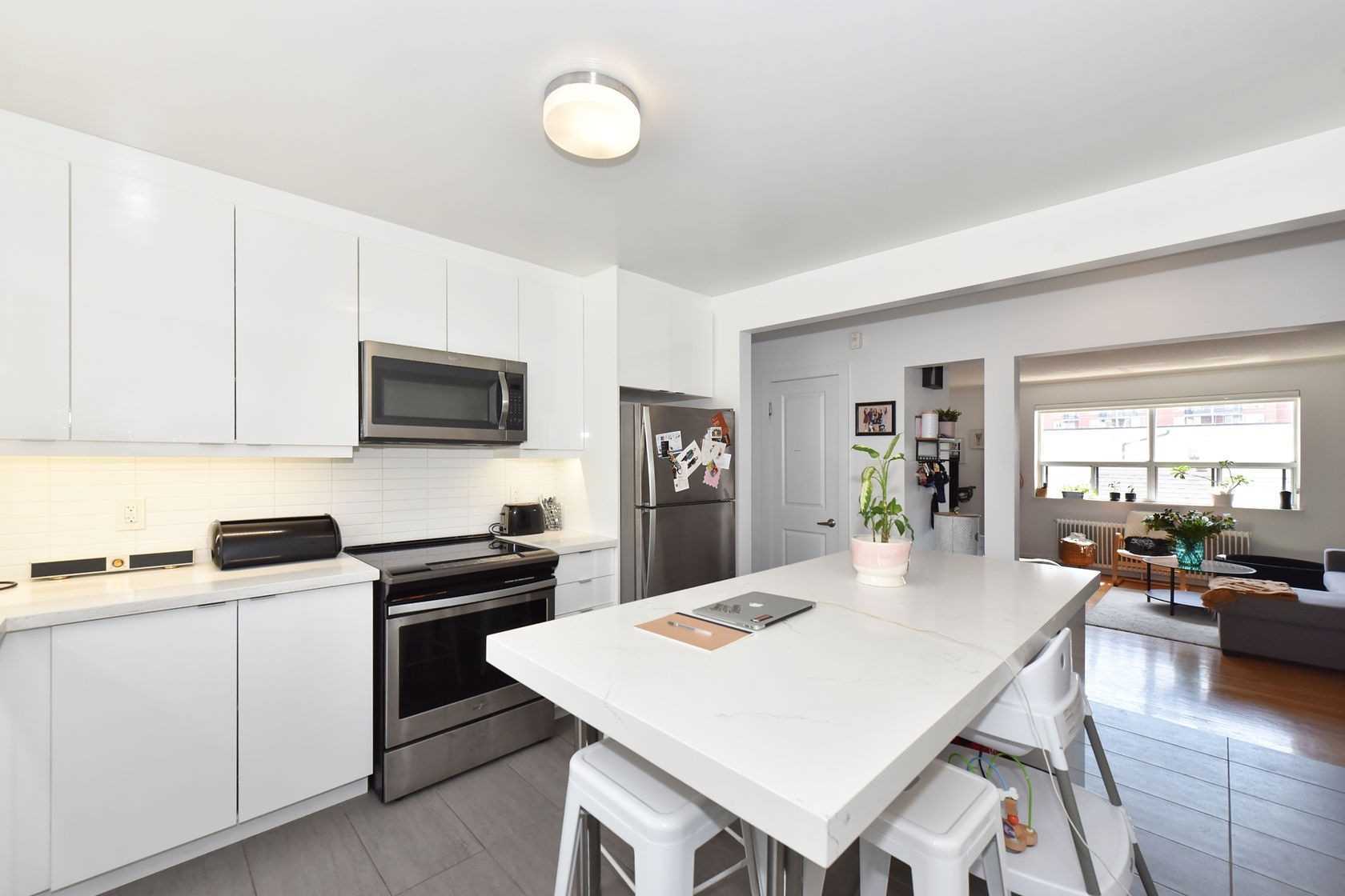 Listing W5745262 - Large Photo # 4