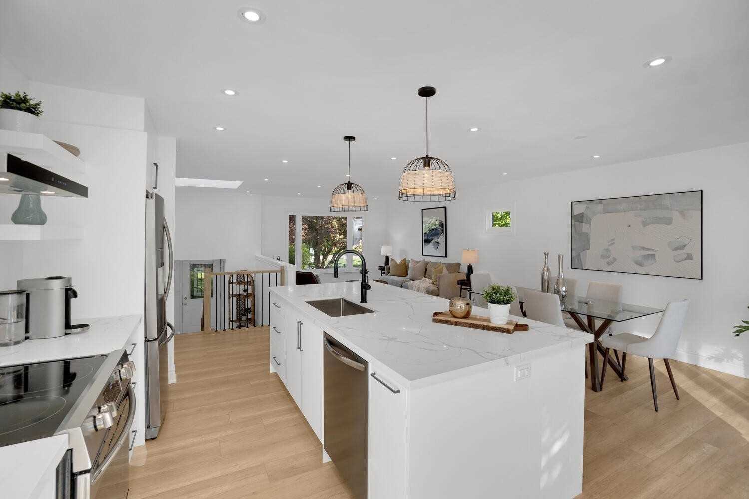 26 Munro St
