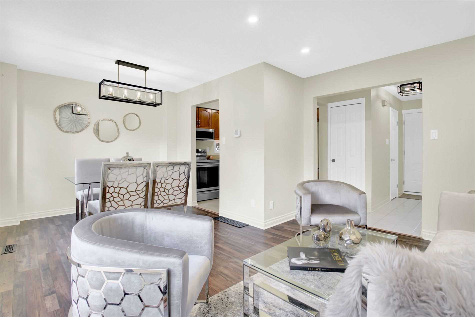 659 Roselaire Tr