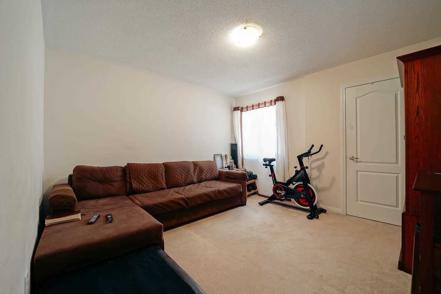 22 Birch Tree Tr