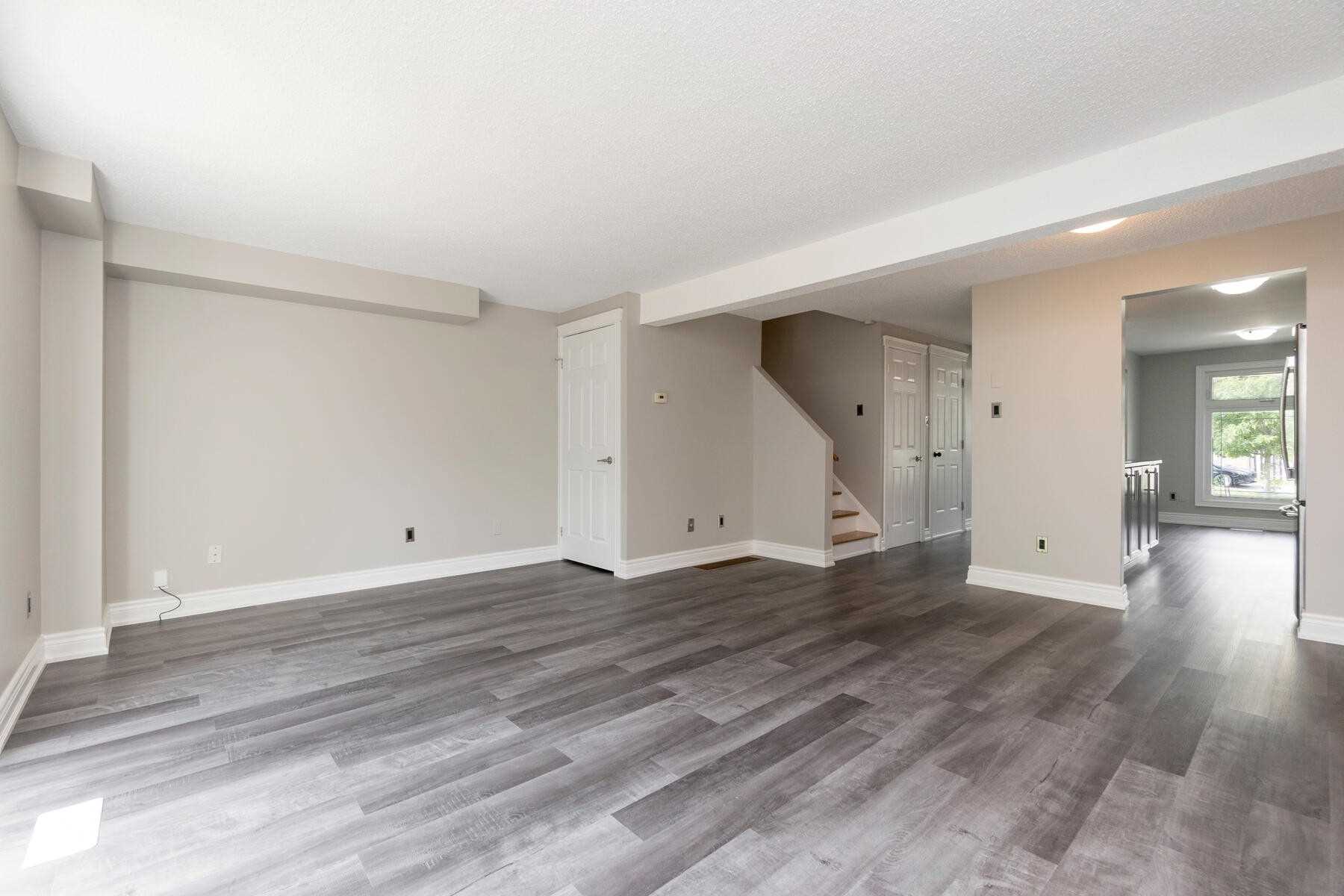 Listing W5748101 - Large Photo # 13