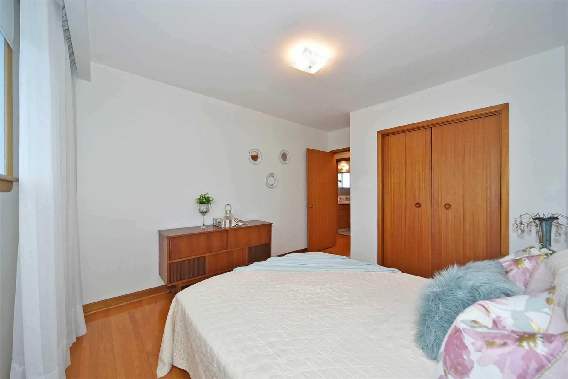 Listing W5748778 - Large Photo # 15