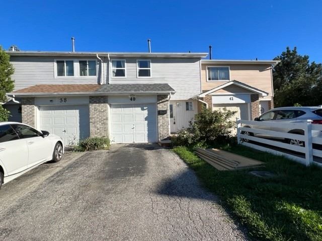 40 Scarsdale Court