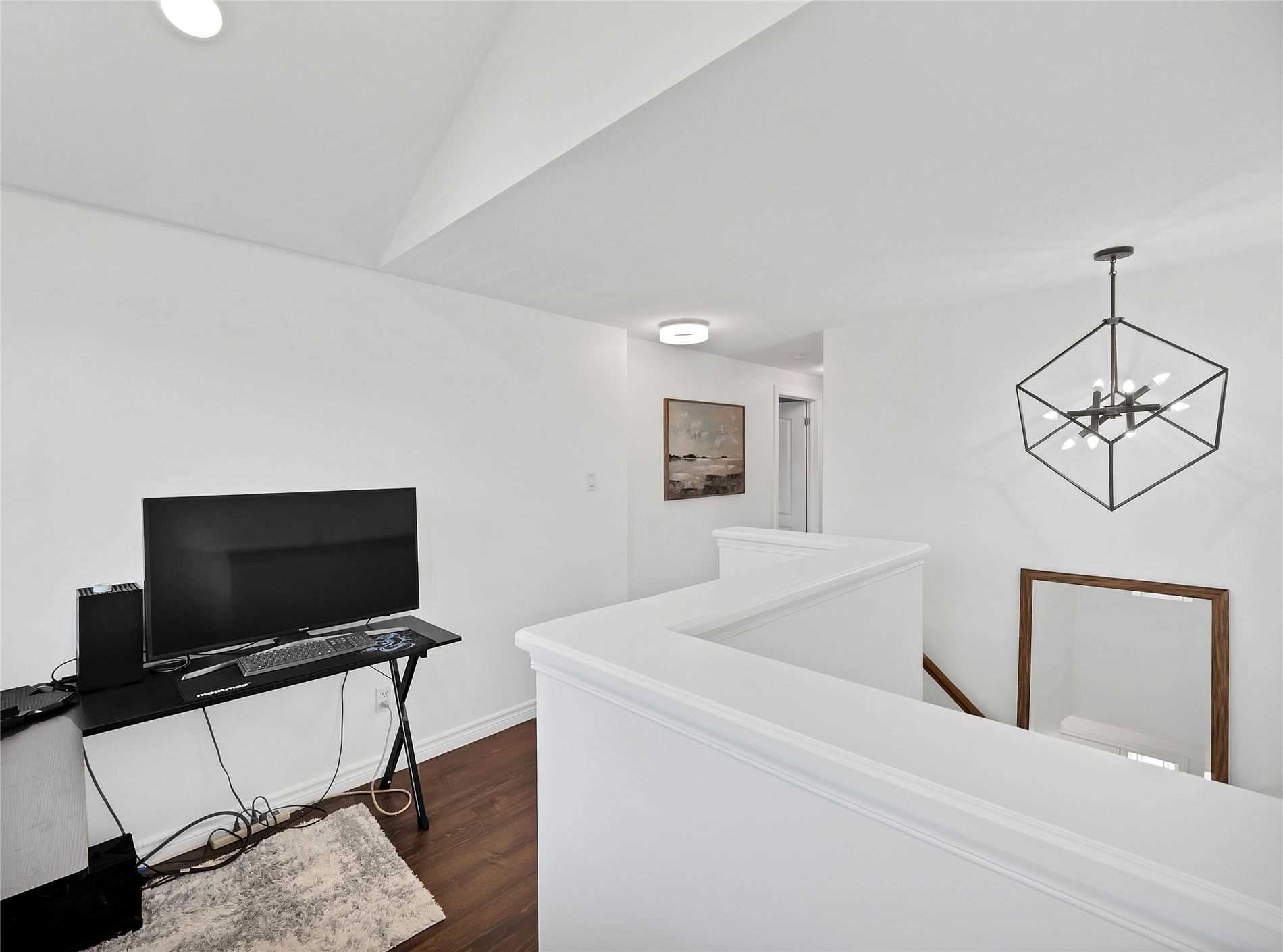 142 Gooseberry St