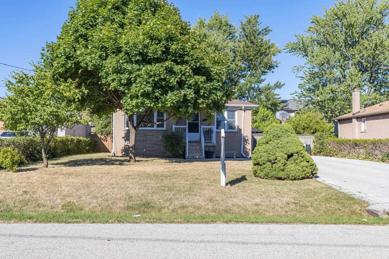 528 Sandmere Pl