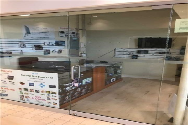 7215 Goreway Dr, Mississauga