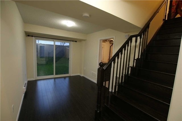 55 Mercedes Rd