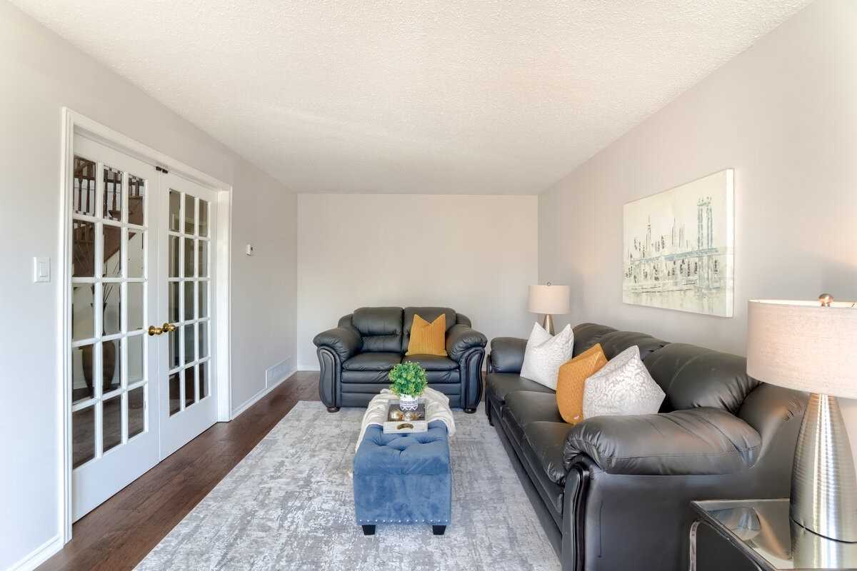32 Plover Place