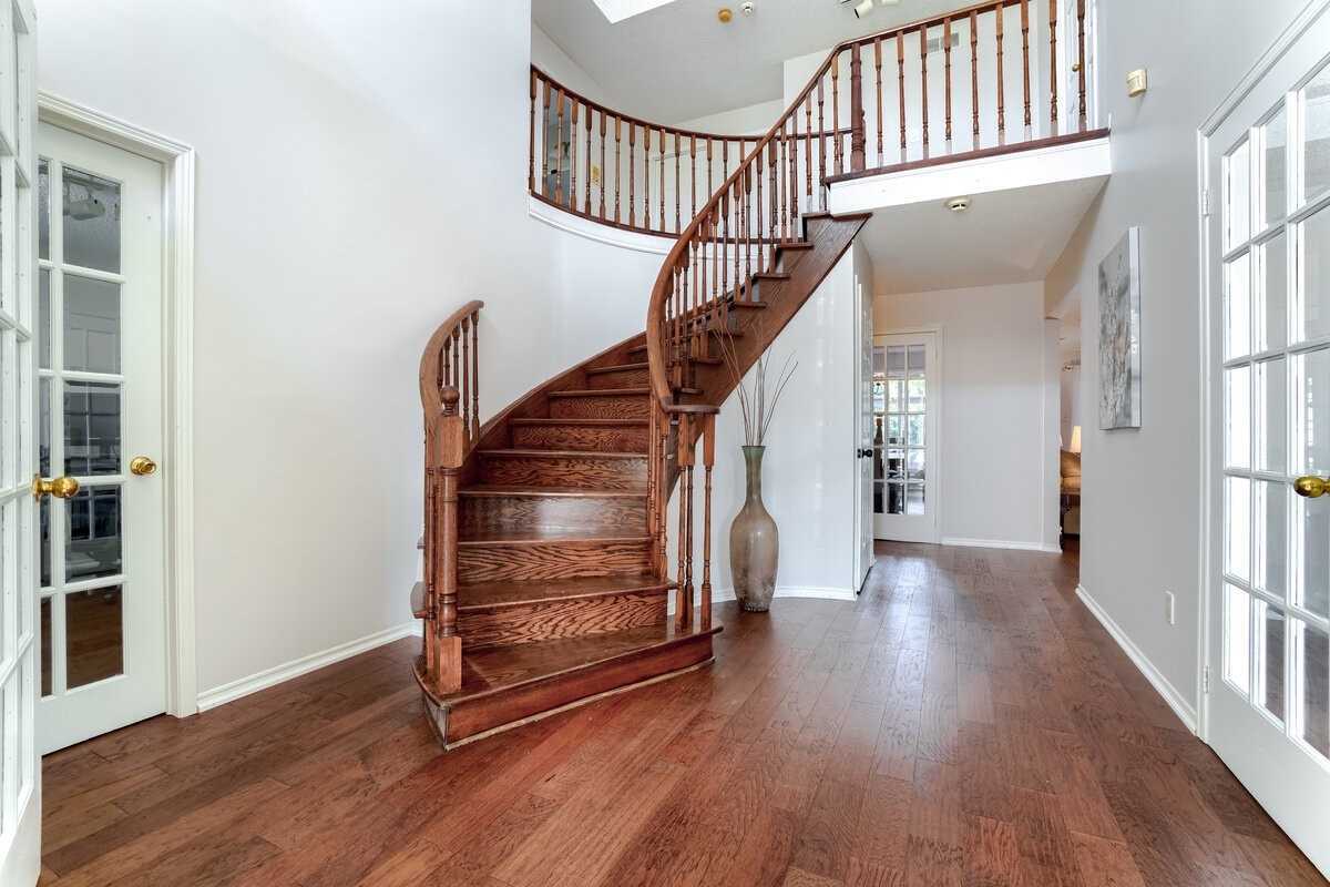 32 Plover Place