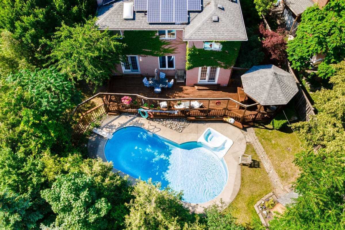 32 Plover Place