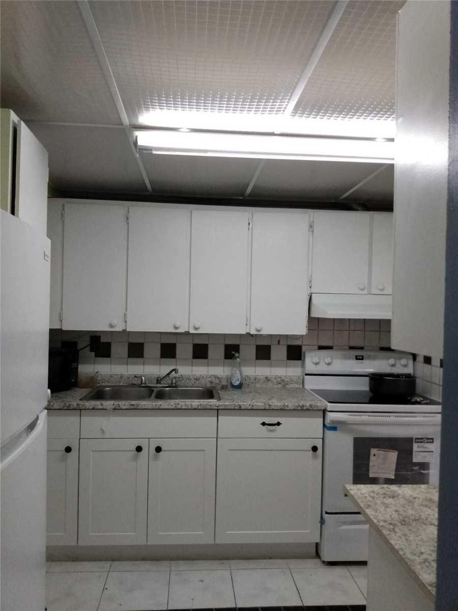 330 Dixon Rd, #1902