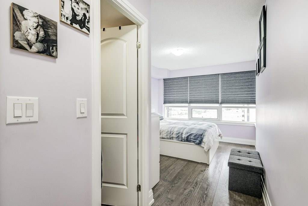 Listing W5755627 - Large Photo # 19
