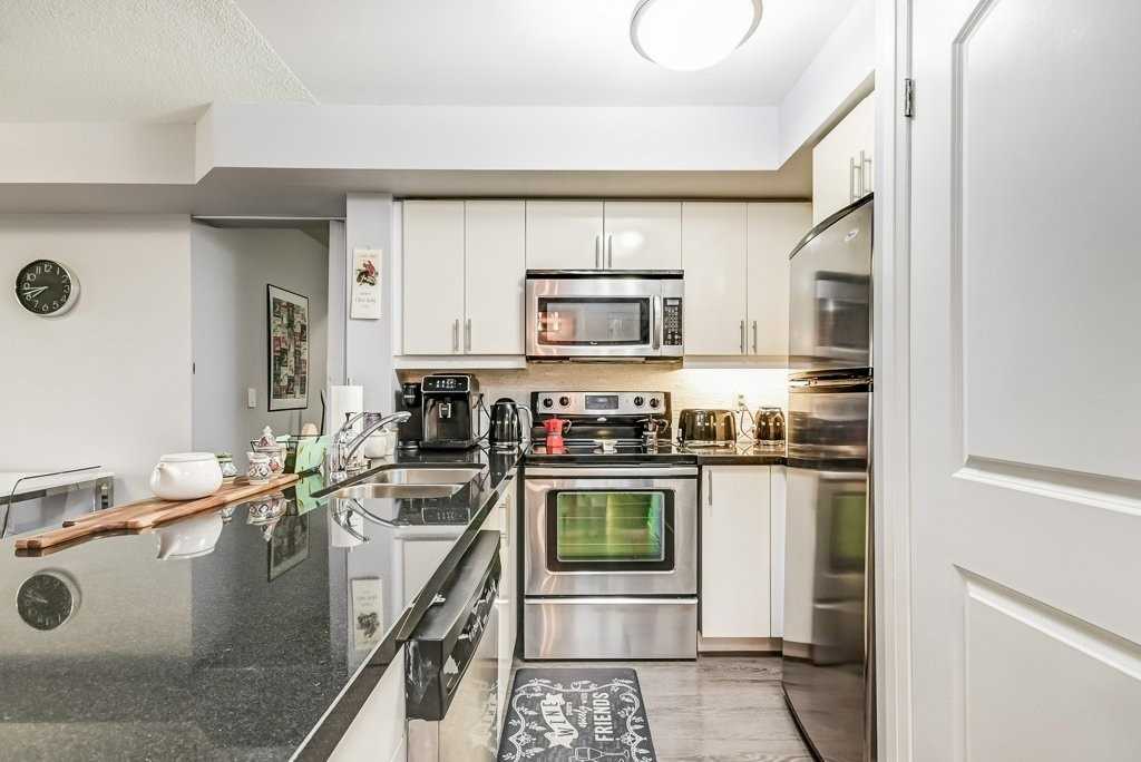 Listing W5755627 - Large Photo # 6